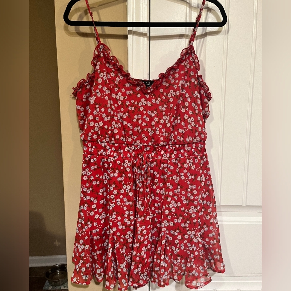 Trixxi floral romper Junior's sz XL